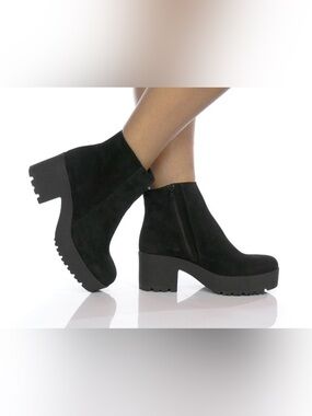 NEW Cordani Finley Platform Booties
